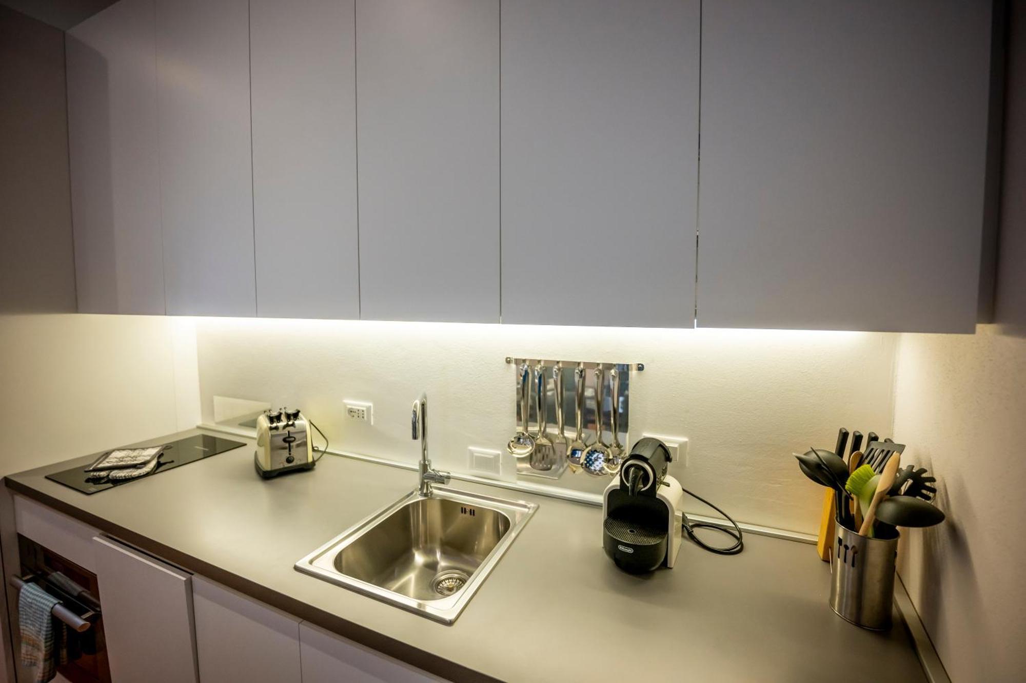 46 Santa Marta Appartement Lecco Buitenkant foto